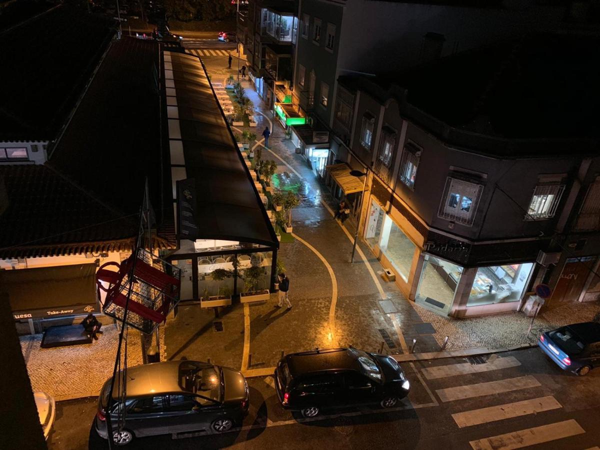 Lar Dois Coracoes Hostel Alges Εξωτερικό φωτογραφία